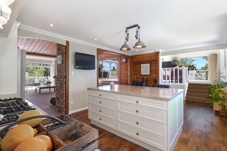 Photo of property in 47 Waikite Road, Welcome Bay, Tauranga, 3112