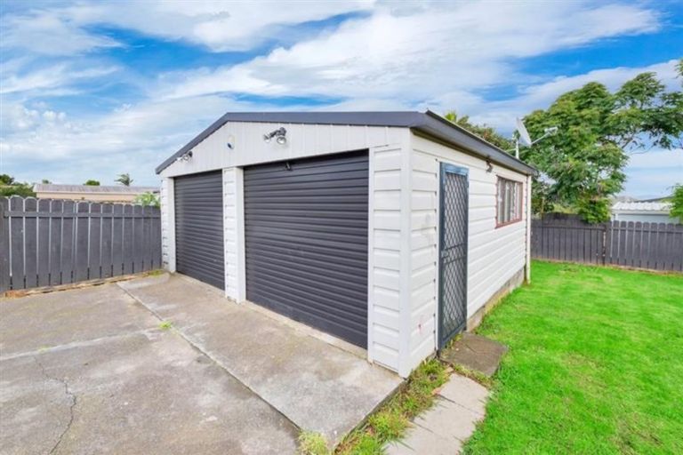 Photo of property in 163 Finlayson Avenue, Clendon Park, Auckland, 2103