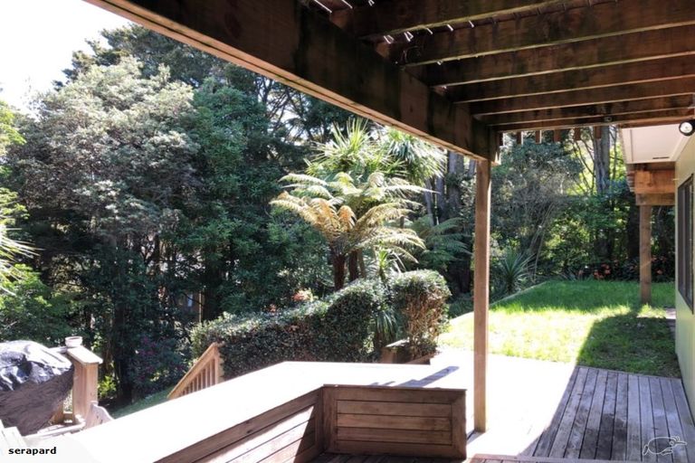 Photo of property in 33 Park Hill Road, Birkenhead, Auckland, 0626