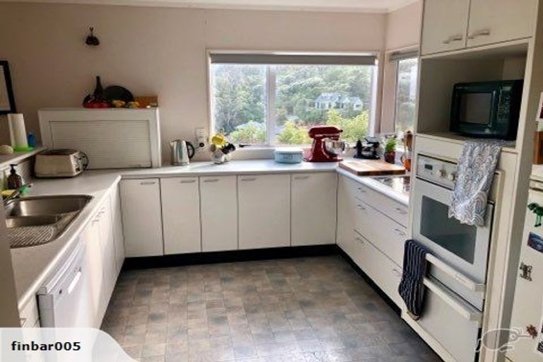 Photo of property in 14b Bay Lair Grove, Island Bay, Wellington, 6023