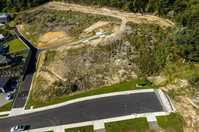 Photo of property in 4 Raukura Rise, Picton, 7220