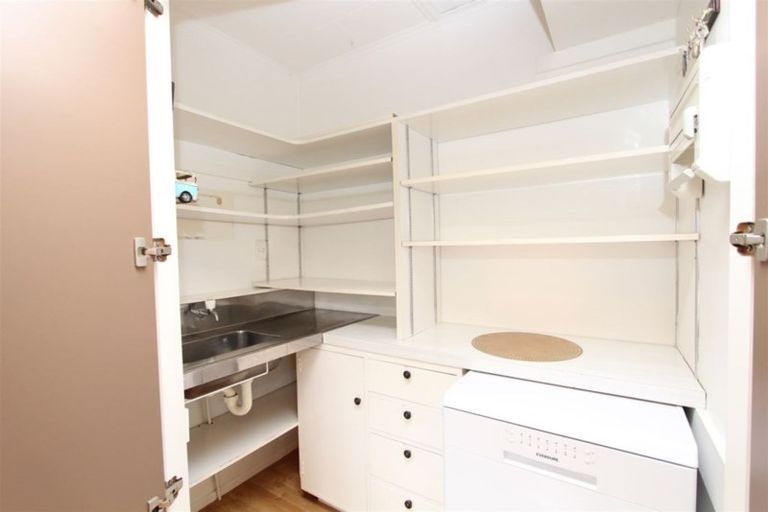 Photo of property in 31 Sunnyview Drive, Brown Owl, Upper Hutt, 5018