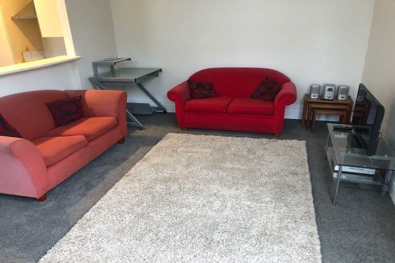 Photo of property in 3/10 Hobson Crescent, Thorndon, Wellington, 6011