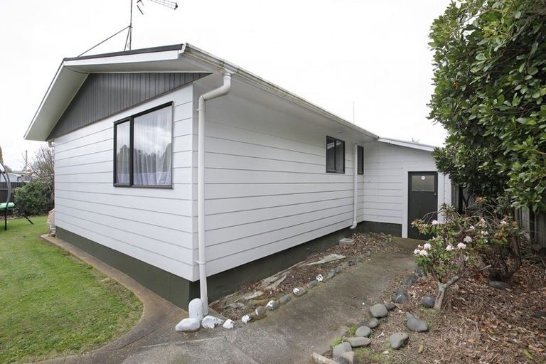 Photo of property in 179a Bridge Street, Bulls, 4818