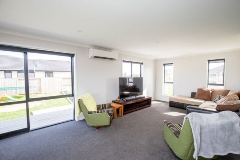 Photo of property in 19 Costello Drive, Ngatea, 3503