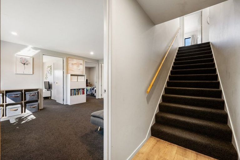 Photo of property in 71 Stratford Drive, Mount Pisa, Cromwell, 9383