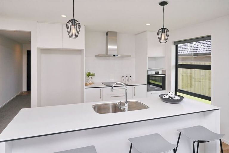 Photo of property in 7 Jasmine Street, Woodend, 7610