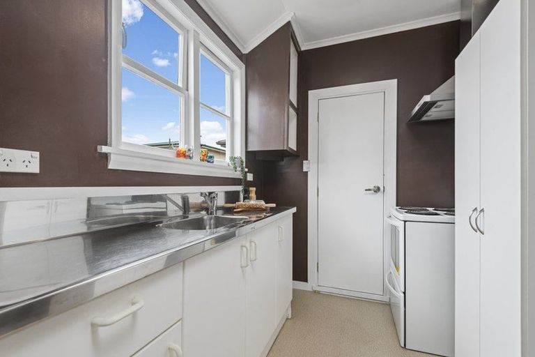 Photo of property in 351a Tremaine Avenue, Takaro, Palmerston North, 4412