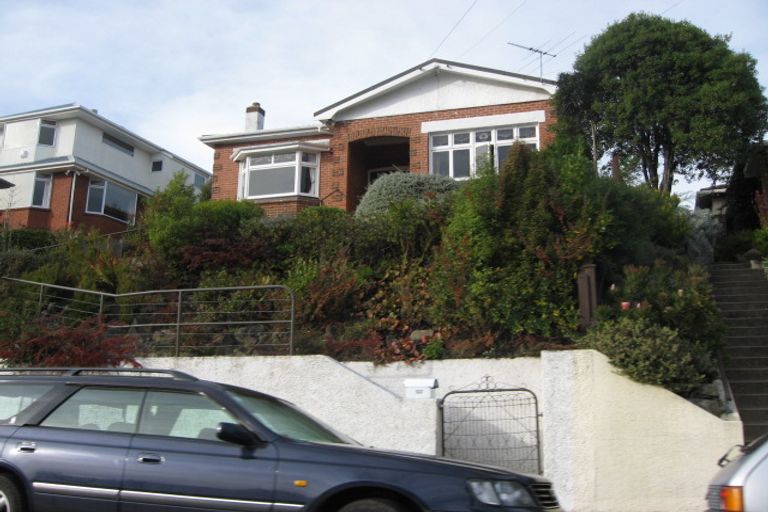 Photo of property in 122 Signal Hill Road, Opoho, Dunedin, 9010