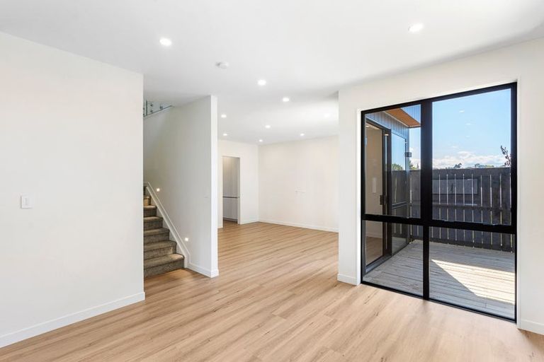 Photo of property in 14d Benders Avenue, Hillcrest, Auckland, 0627