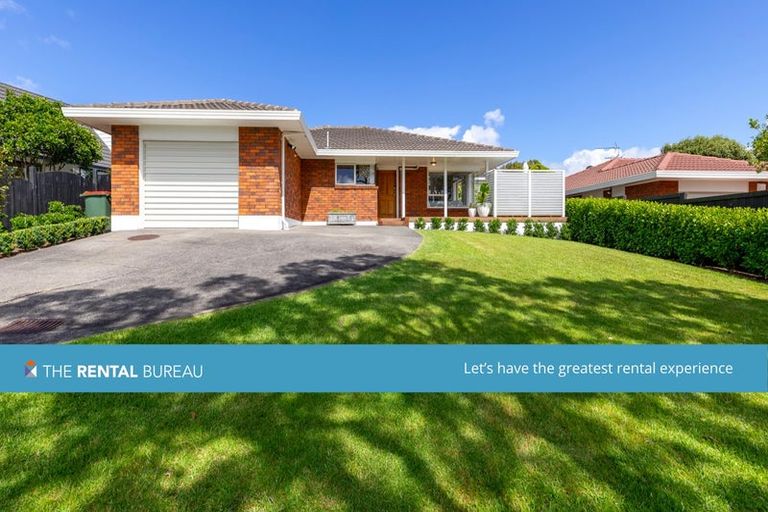 Photo of property in 1a Compass Place, Te Atatu Peninsula, Auckland, 0610