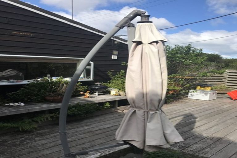 Photo of property in 43b Swann Beach Road, Stanmore Bay, Whangaparaoa, 0932