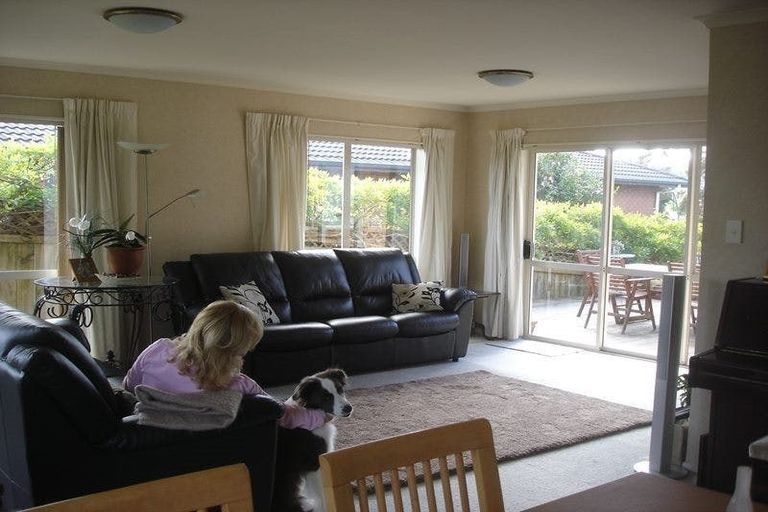 Photo of property in 20 Amherst Place, Albany, Auckland, 0632