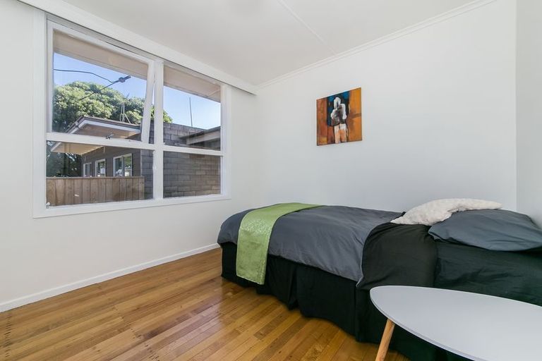 Photo of property in 2/3 Vine Street, Mangere East, Auckland, 2024