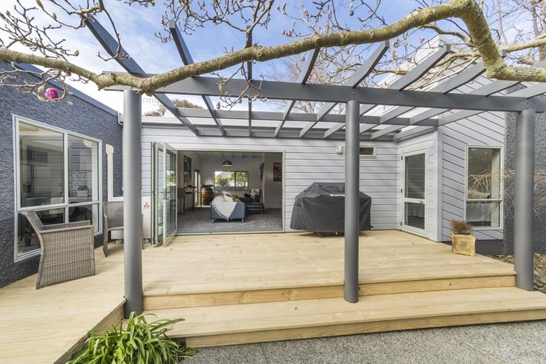 Photo of property in 72 Ihaka Street, Hokowhitu, Palmerston North, 4410