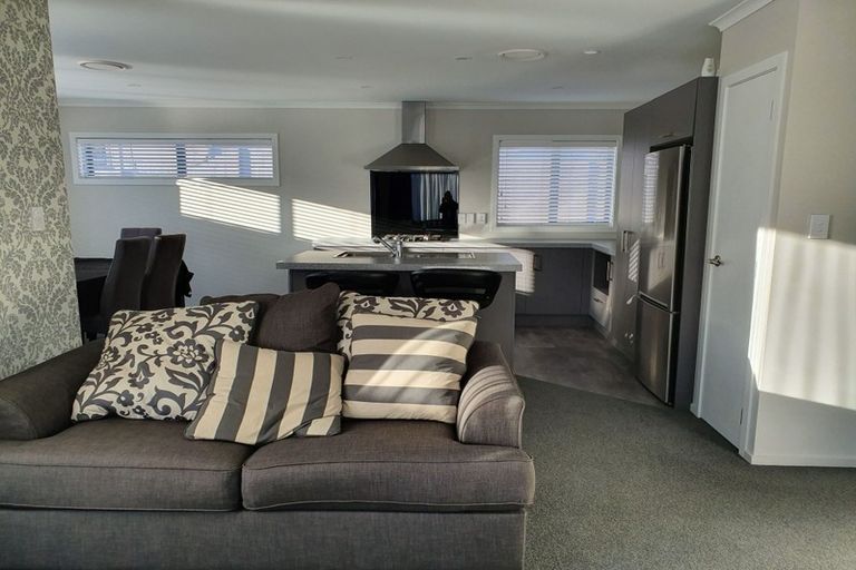 Photo of property in 1/382 Cobham Drive, Hillcrest, Hamilton, 3216