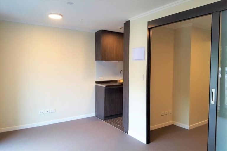 Photo of property in Frame Apartments, 502/111 Molesworth Street, Thorndon, Wellington, 6011