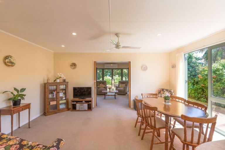 Photo of property in 3a Larch Grove, Paraparaumu, 5032