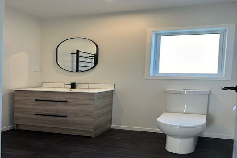 Photo of property in 77a Arahura Crescent, Waitangirua, Porirua, 5024