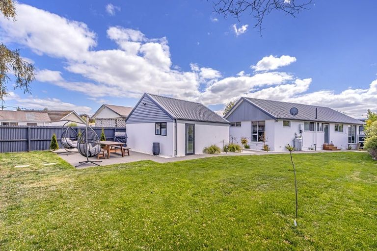 Photo of property in 6 Clarevale Street, Burwood, Christchurch, 8083