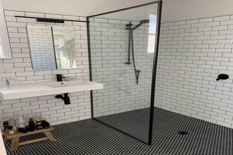 Photo of property in 732 Fergusson Drive, Elderslea, Upper Hutt, 5018