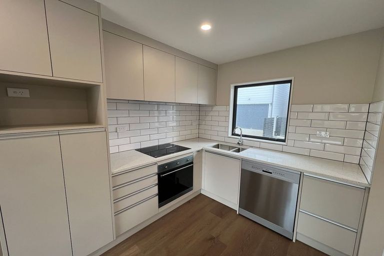 Photo of property in 6/43 Clevedon Road, Papakura, 2110