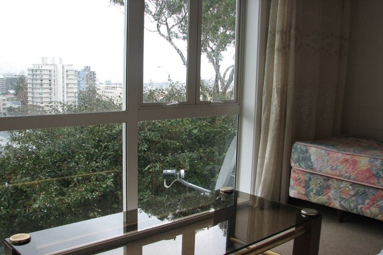 Photo of property in Fairmont Flats, 5d/20 Maarama Crescent, Aro Valley, Wellington, 6021