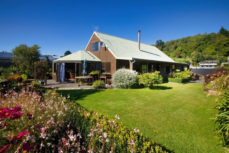 Photo of property in 61 Torquay Street, Kaikoura, 7300