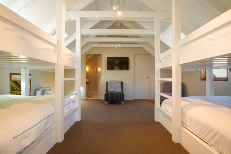 Photo of property in Millbrook Resort, 1 Orchard Hill, Arrowtown, 9371