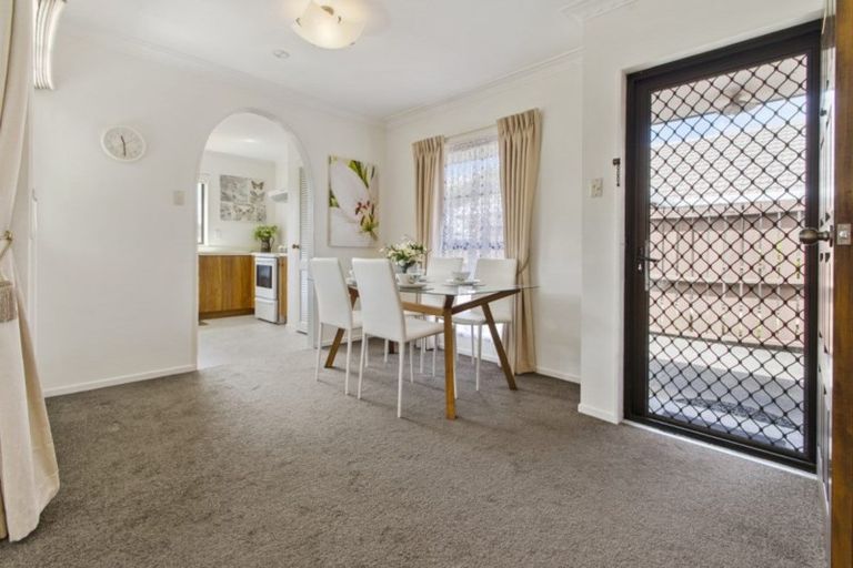 Photo of property in 8b Wellington Street, Papakura, 2110