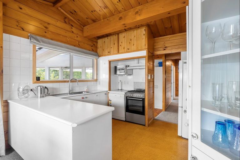 Photo of property in 64 Rangipoia Place, Turangi, 3334