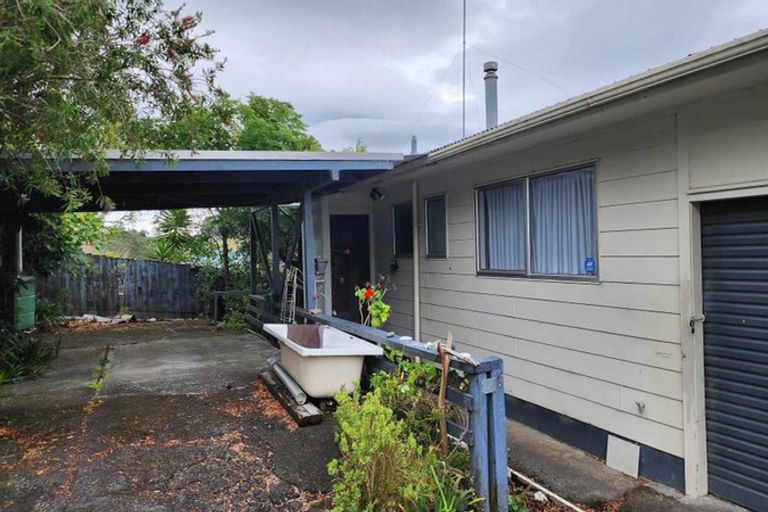 Photo of property in 4 Smeath Road, Kawakawa, 0210