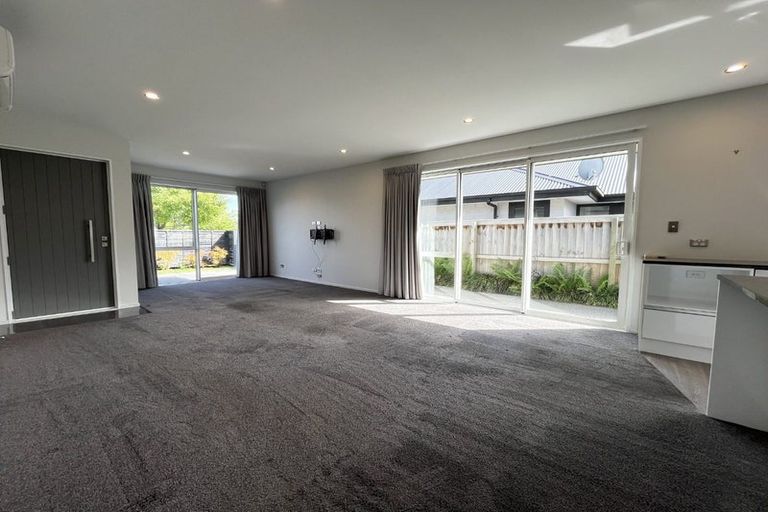 Photo of property in 30 Bronco Drive, Aidanfield, Christchurch, 8025
