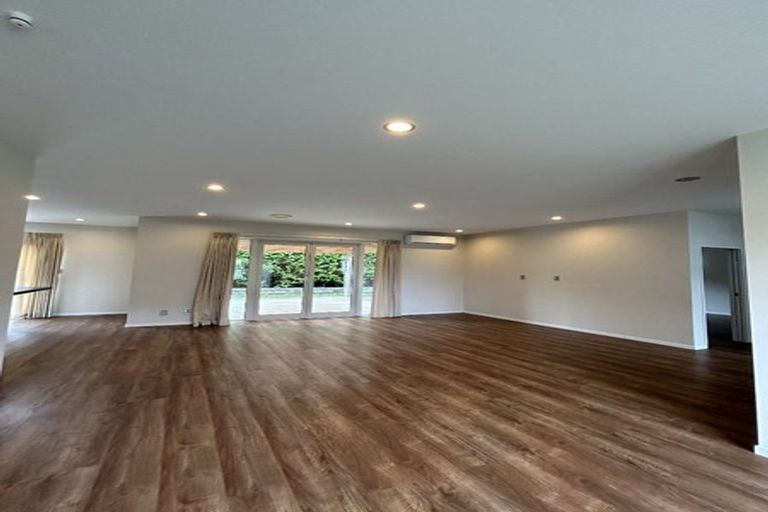 Photo of property in 67 Pickaberry Avenue, Karaka, Papakura, 2113