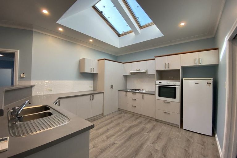 Photo of property in 164 Lemon Street, Strandon, New Plymouth, 4312