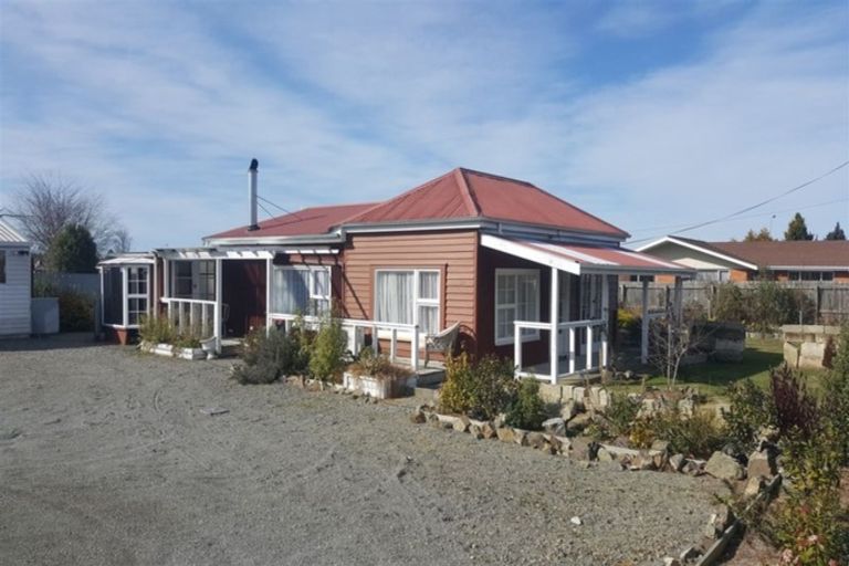 Photo of property in 14 George Street, Waimate, 7924