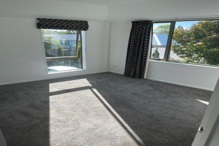 Photo of property in 130 Wairakei Road, Bryndwr, Christchurch, 8053