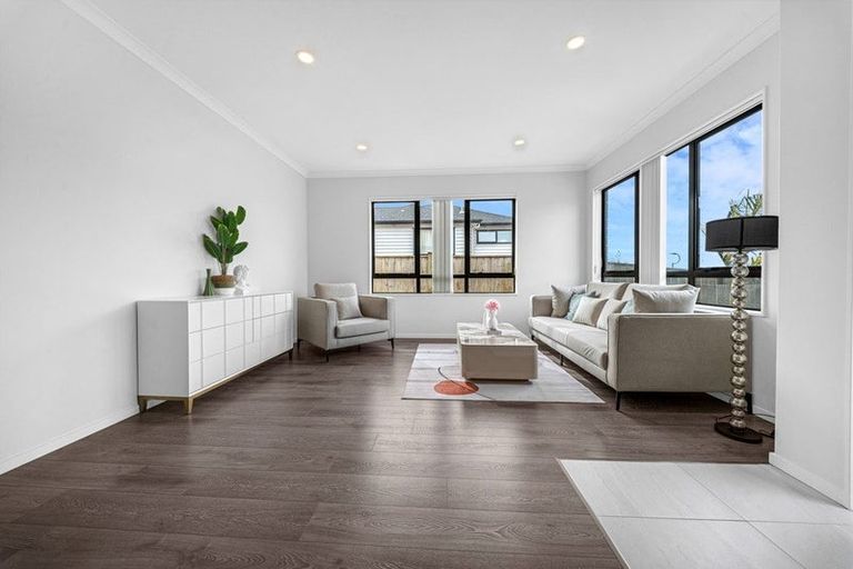 Photo of property in 81 Tir Conaill Avenue, Flat Bush, Auckland, 2019