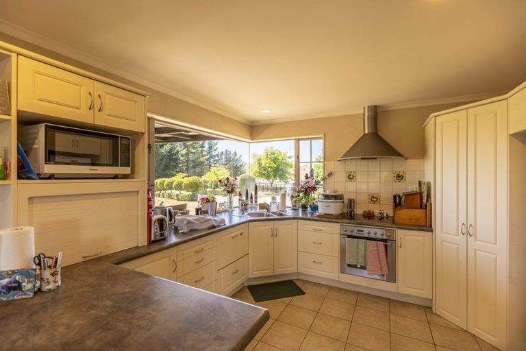 Photo of property in 56 Ireland Road, Waipawa, 4277