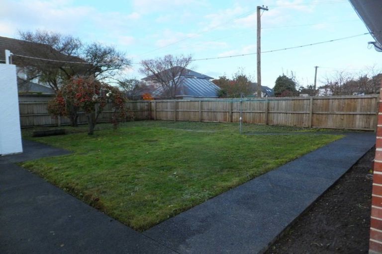 Photo of property in 120 Hamilton Avenue, Ilam, Christchurch, 8041