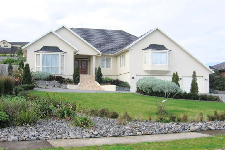 Photo of property in 10 Owenbeg Rise, Dannemora, Auckland, 2016