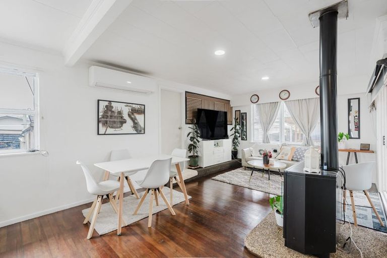 Photo of property in 4 Bremridge Place, Melville, Hamilton, 3206