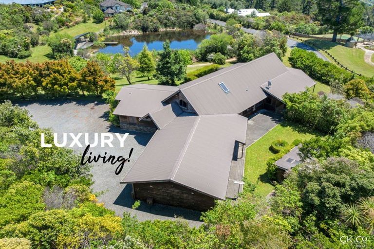 Photo of property in 14 Mount Marua Way, Timberlea, Upper Hutt, 5018