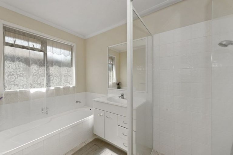 Photo of property in 23 Barrington Drive, Huntington, Hamilton, 3210