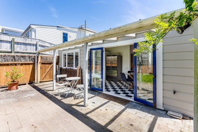 Photo of property in 43 Hanover Street, Wadestown, Wellington, 6012