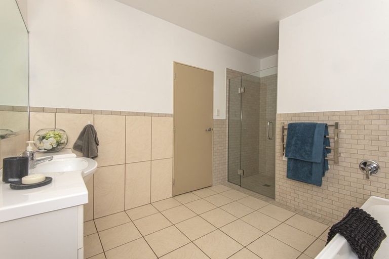 Photo of property in 14 Nihotetea Lane, Maunu, Whangarei, 0110