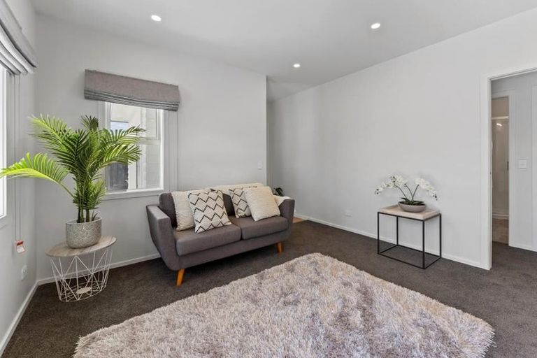 Photo of property in 6a Elm Street, Ebdentown, Upper Hutt, 5018