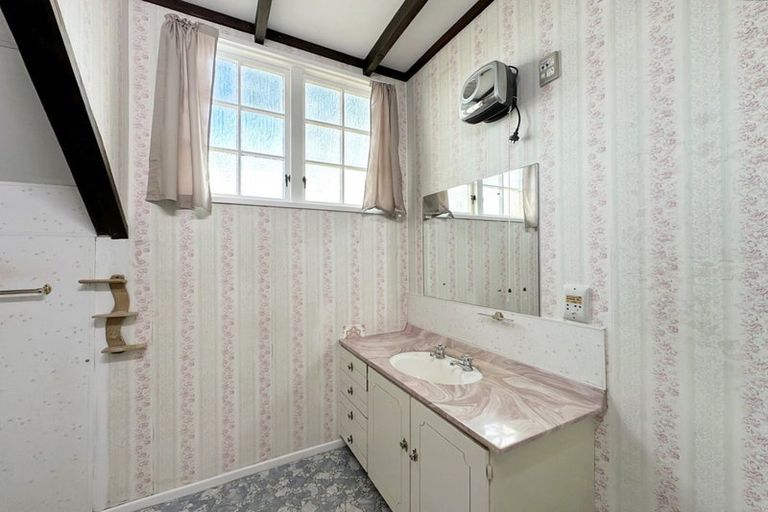 Photo of property in 5 Treadwell Street, Springvale, Whanganui, 4501