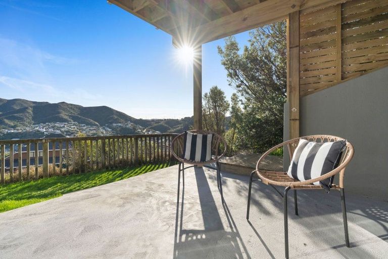 Photo of property in 5 Landsdowne Terrace, Karori, Wellington, 6012