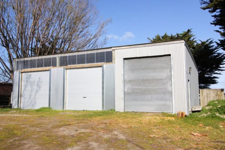 Photo of property in 166 No 2 Line, Okoia, Whanganui, 4572